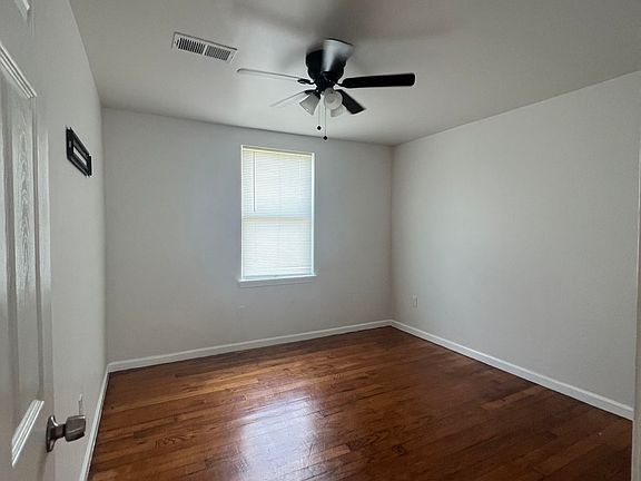 4th image of 3513 Cambronne St #1B