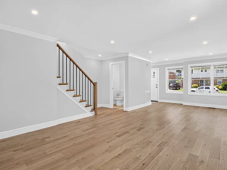 42 Linwood Rd N #B — Photo 5