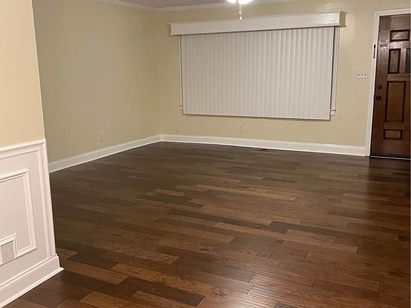 3rd image of 103 Jones Pl