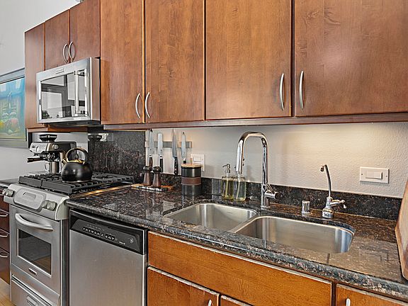 4th image of 3788 Park Blvd APT 15