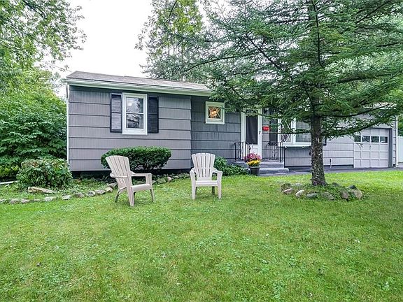 2nd image of 5 Alder Ln