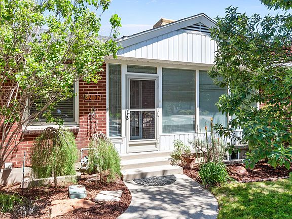 5th image of 2107 E Claybourne Ave