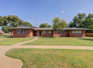 1301 E Tate St, Brownfield, TX 79316