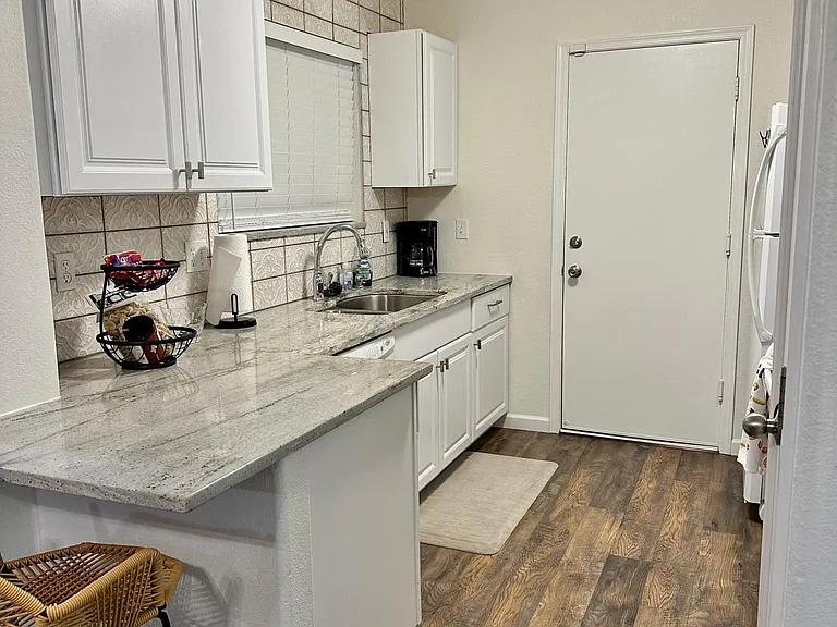 15009 W Ventura St — Photo 3