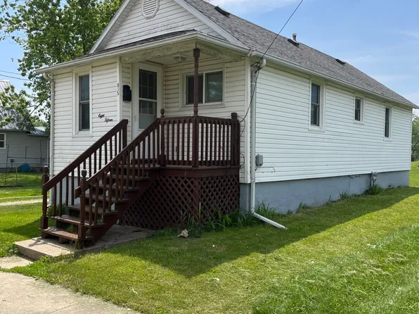815 E 2nd St, Kewanee, IL 61443