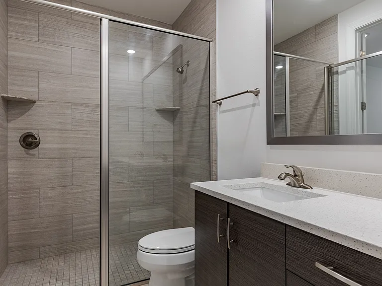 Residences at 393 North Apartments — Photo 5