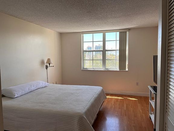 3rd image of 19501 E Country Club Drive #9507
