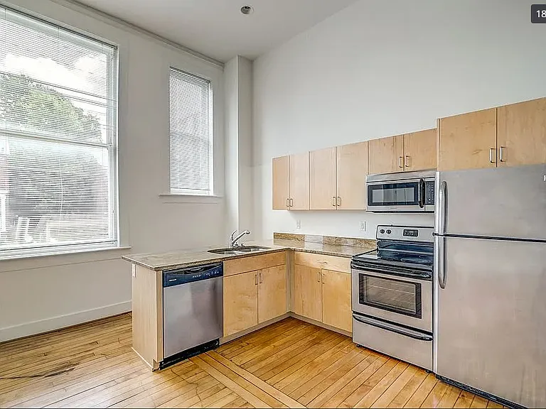 141 E Wythe St #G — Photo 12