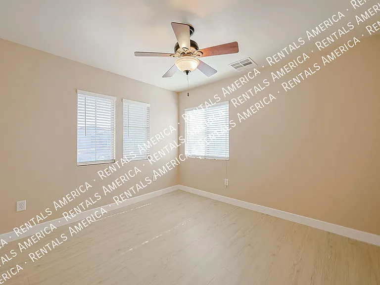 35101 N 30th Ln — Photo 22