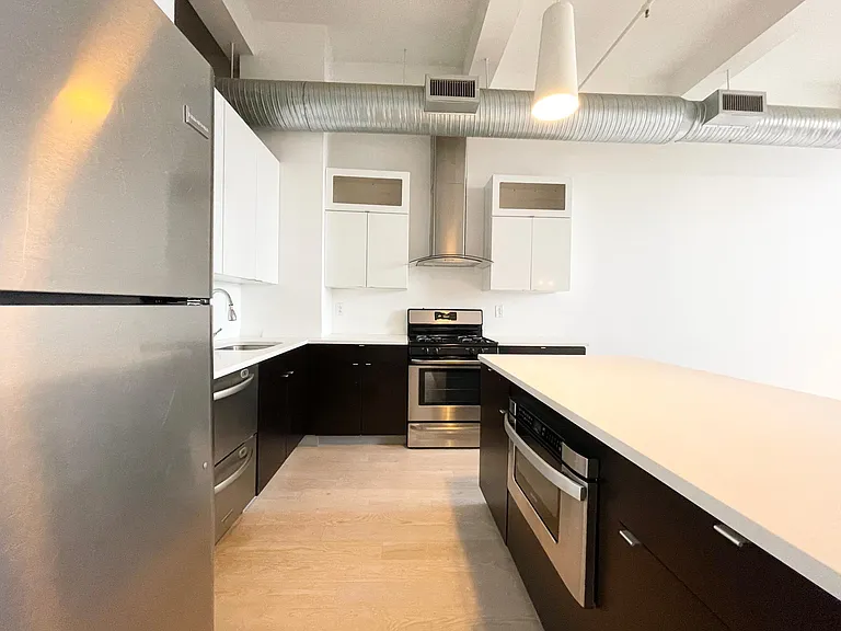 728 Market St #502 — Photo 8