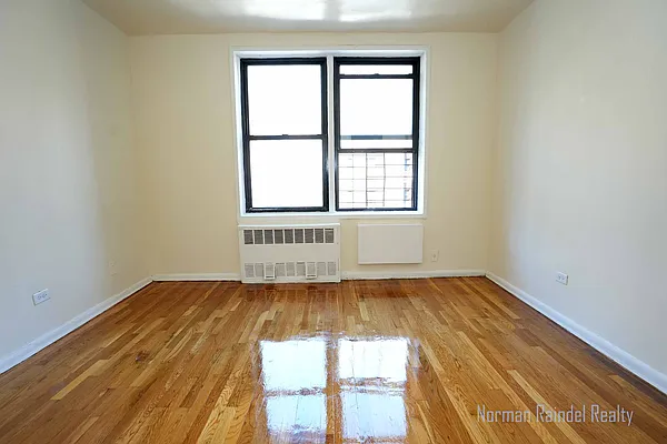 Rented by Norman Raindel, LREB | media 14