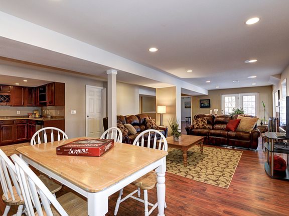 NEW FLOORING JUST INSTALLED