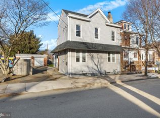 1016 Genesee St, Trenton, NJ 08610