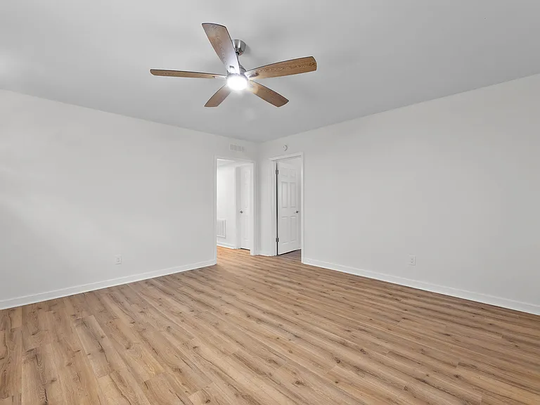 1828 Liberty St #2 — Photo 10