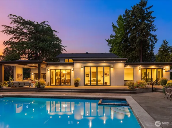 8425 NE 22nd Place, Clyde Hill, WA 98004