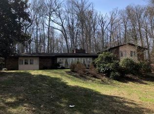 4615 Mitchell Rd, Kingsport, TN 37664