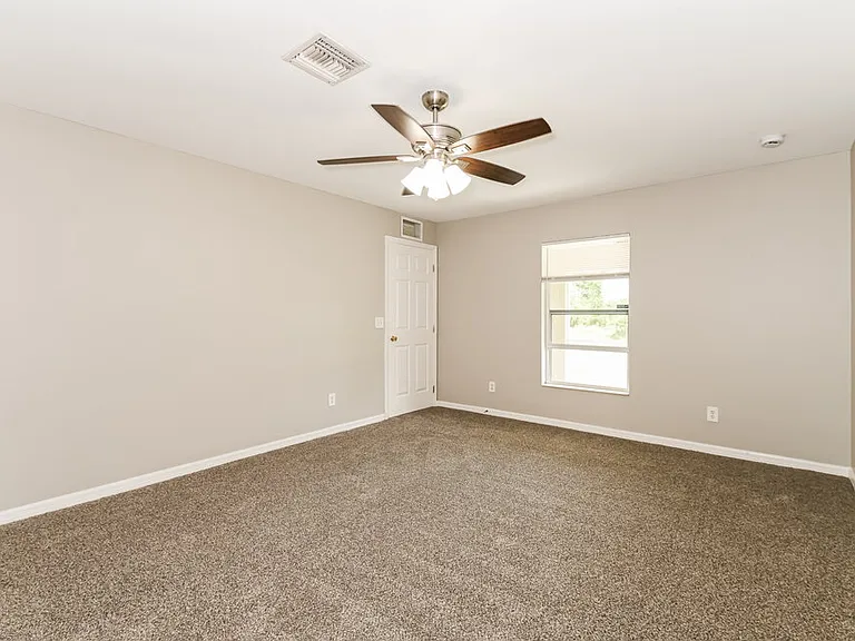 3608 5th St SW — Photo 11