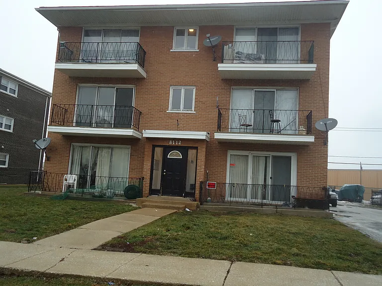 8112 W Marion St #2W — Photo 1