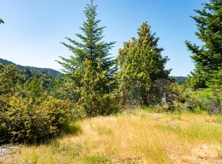 9225 Wilder Ridge Rd, Garberville, CA 95542