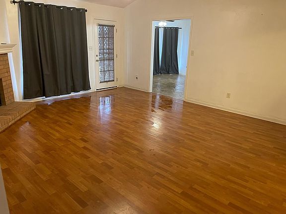 4th image of 9871 Averbury Dr