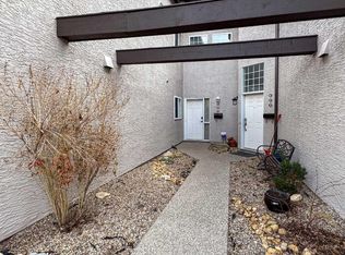 1997 Sirocco Dr SW #604, Calgary, AB T3H 3E6