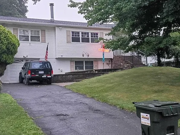 21 Fort Worth Pl, Monroe, NY 10950