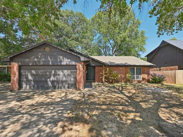 1928 W Nashville St, Broken Arrow, OK 74012