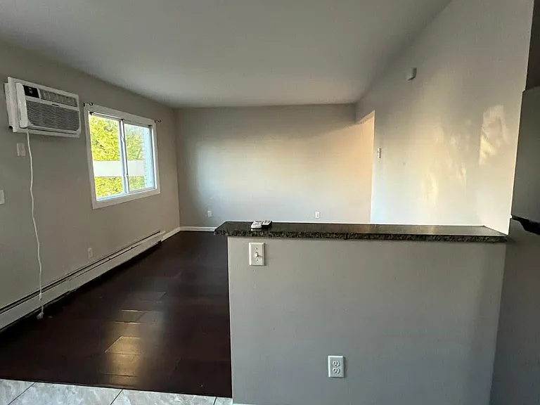 3220 Portland Ave #202 — Photo 10