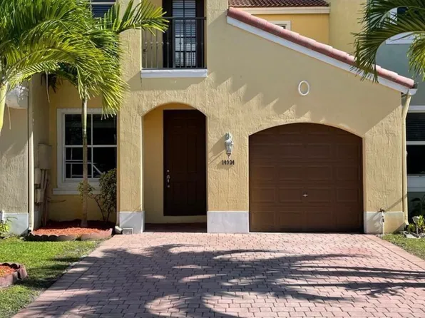 14934 SW 41st Ln, Miami, FL 33185