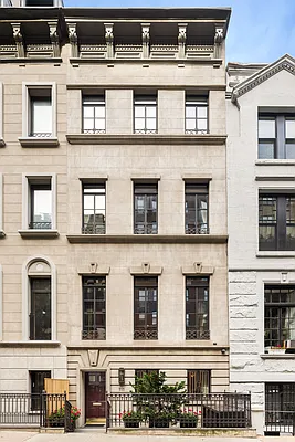 Sold by Douglas Elliman | media 17
