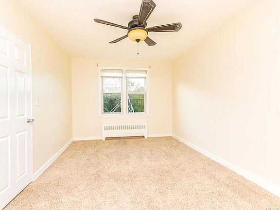 4th image of 38 Winchester Ave APT 2B