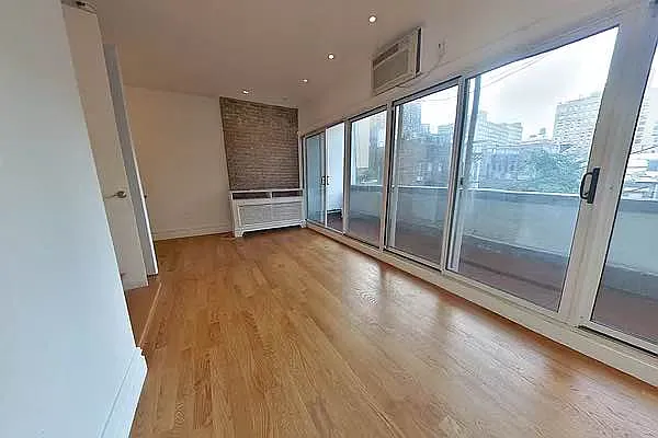 Rented by CitySites Real Estate Group | media 2