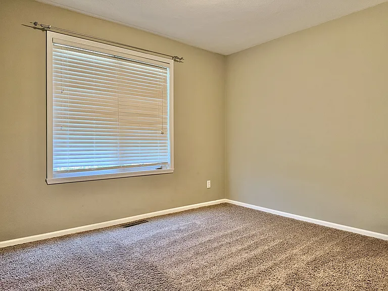 11291 Linden Blossom Ln — Photo 14