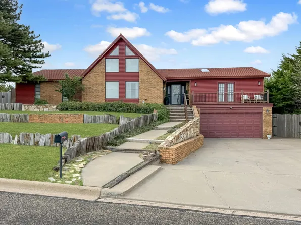 304 Gardner St, Borger, TX 79007