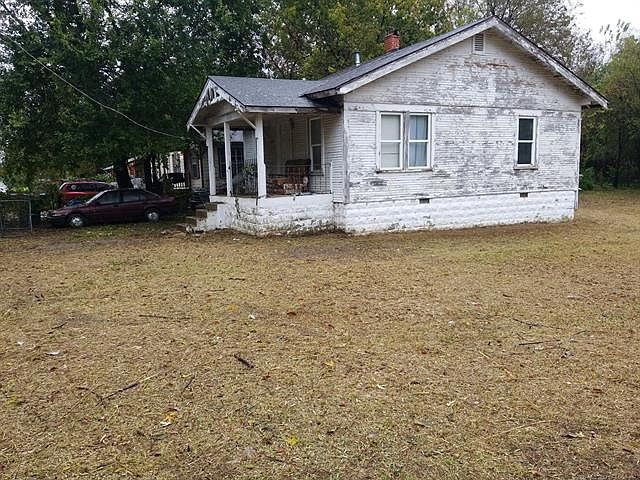 2nd image of 6128 W 8th St