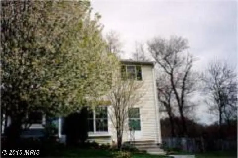 1 Woodbench Ct photo 1