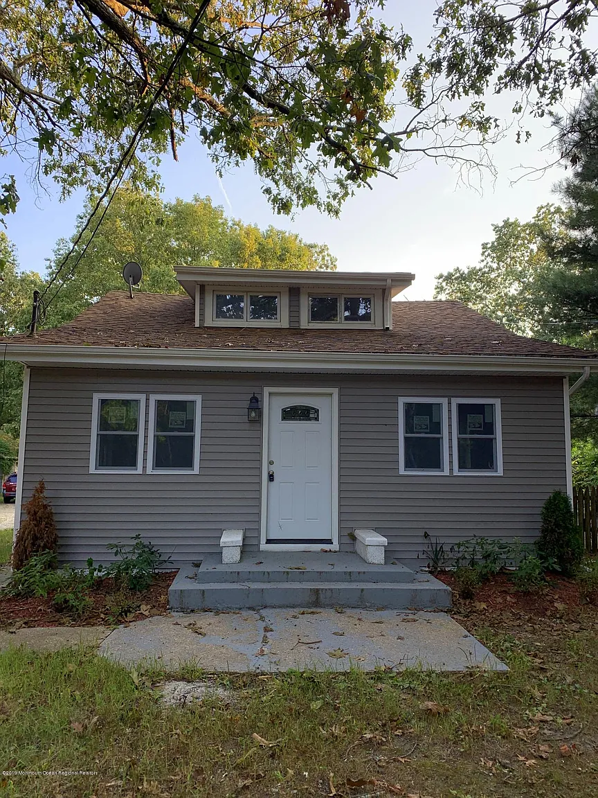 1352 Toms River Rd photo 1