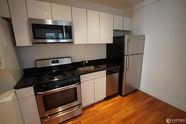 Rented by Oxford Property Group | media 32