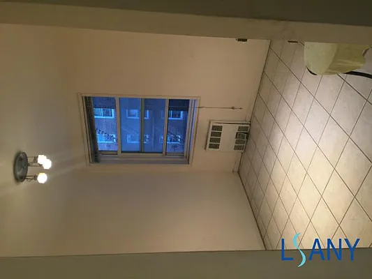 Rented by LandSeair Real Estate Group | media 8