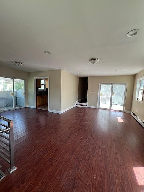 1st image of 28 Prince St #2