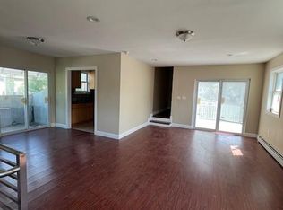 28 Prince St #2, Staten Island, NY 10304