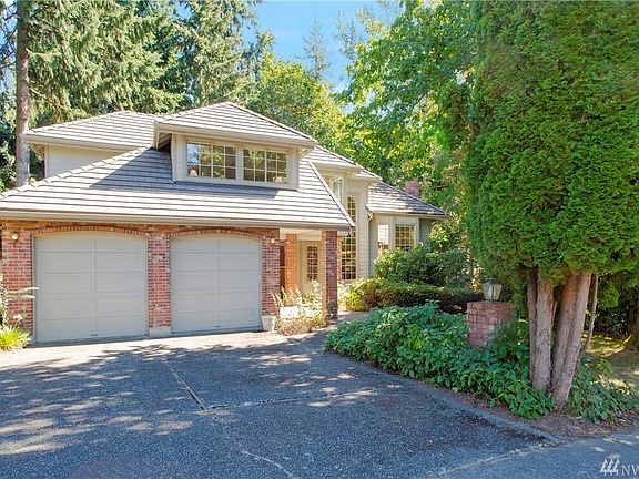 2nd image of 3912 113th Ave NE