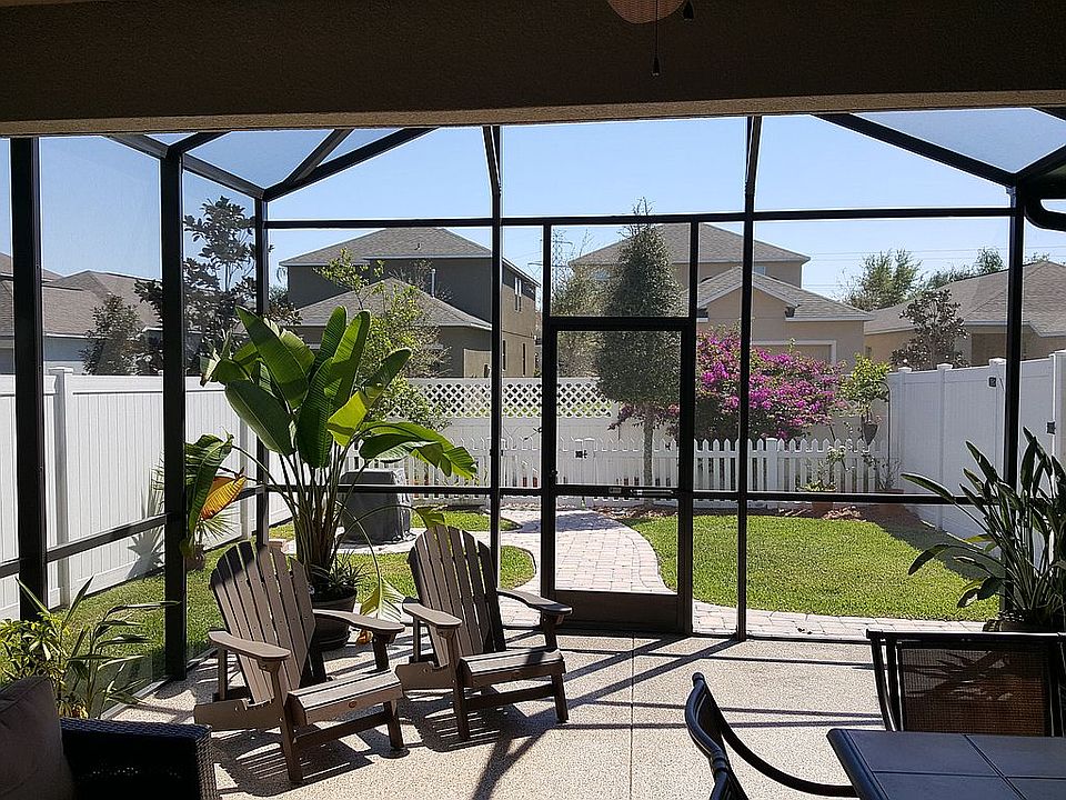 Extended patio with screen