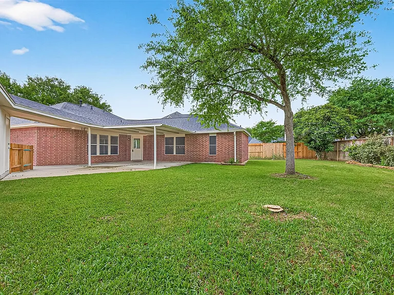 1646 Martin Lake Dr — Photo 45