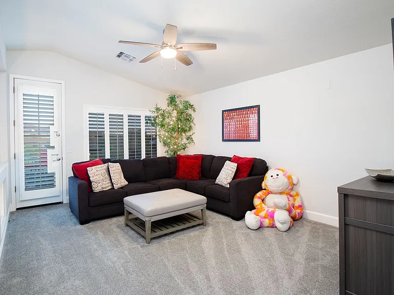 10353 E Karen Dr — Photo 11