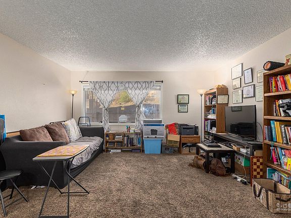 5th image of 1130 E Butler Dr APT D1
