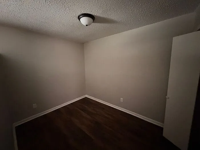 1 bed, 1.0 bath, 500 sqft, $700 — Photo 4