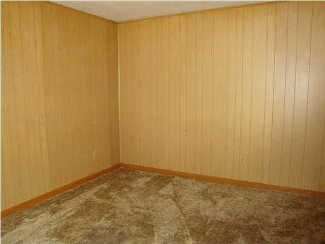 2nd image of 124 Downs Ave