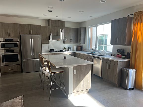 2nd image of 1149 Alma Ln