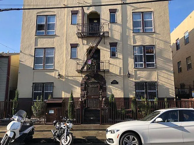 1921 26th Ave #21 — Photo 8